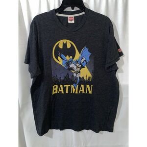 Homage Batman DC Comics T Shirt XL